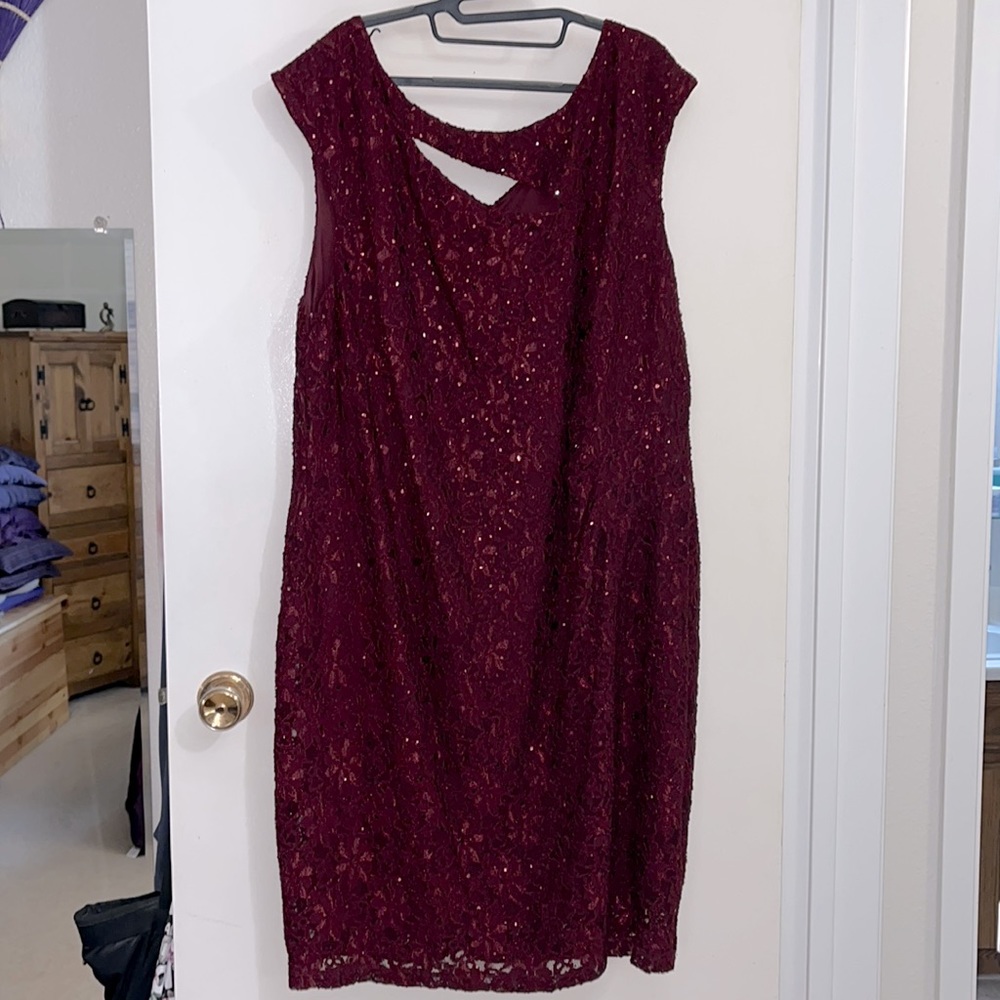 Laura burgundy formal/evening dress with sequin effect